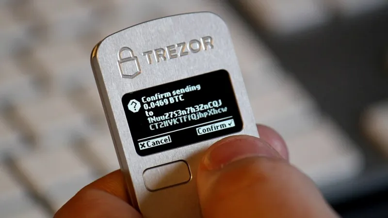 When Your Own Wallet Says No: Navigating Hardware Security Friction in Active Crypto Trading